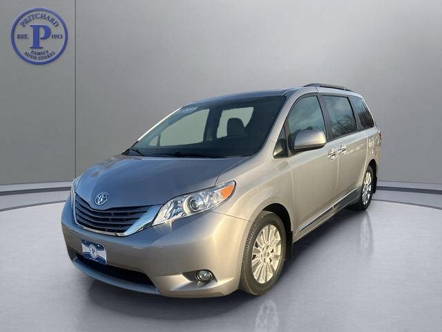 2015 Toyota Sienna XLE 7 Passenger