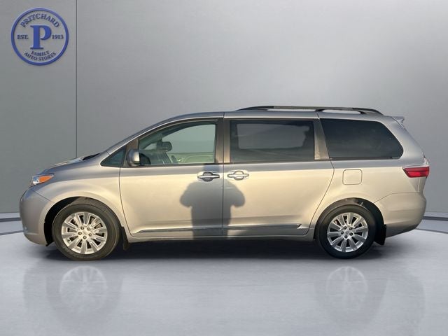 2015 Toyota Sienna XLE 7 Passenger