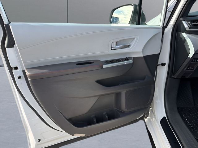 2021 Toyota Sienna XSE 7 Passenger