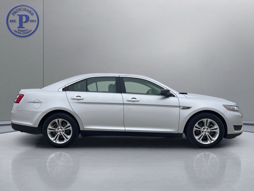 2019 Ford Taurus SE