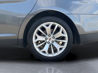 2018 Ford Taurus Limited