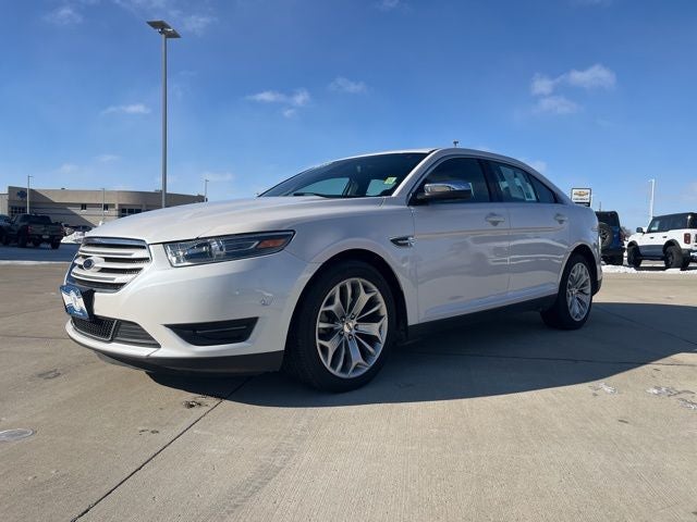 2019 Ford Taurus Limited