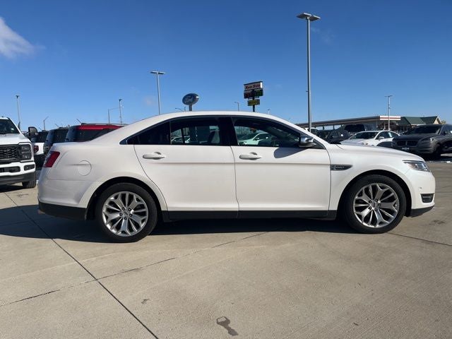 2019 Ford Taurus Limited