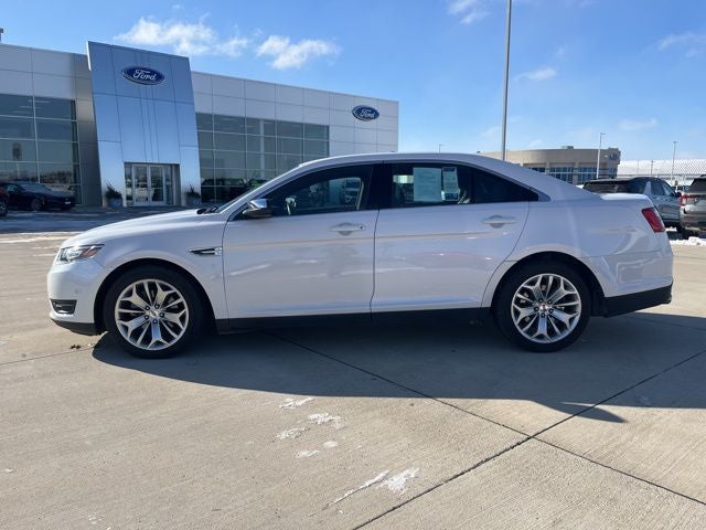 2019 Ford Taurus Limited