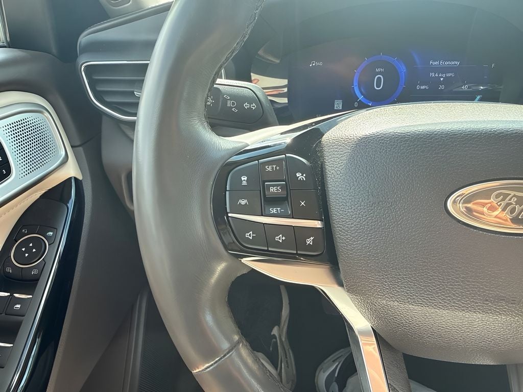 2023 Ford Explorer Platinum