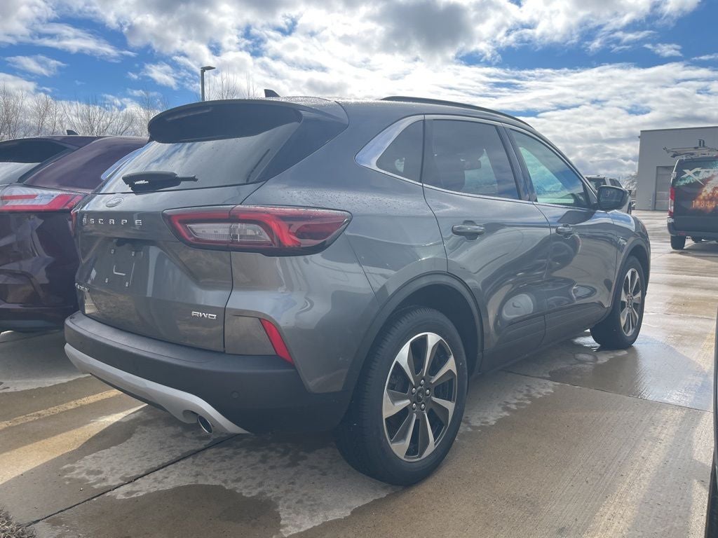 2023 Ford Escape Platinum