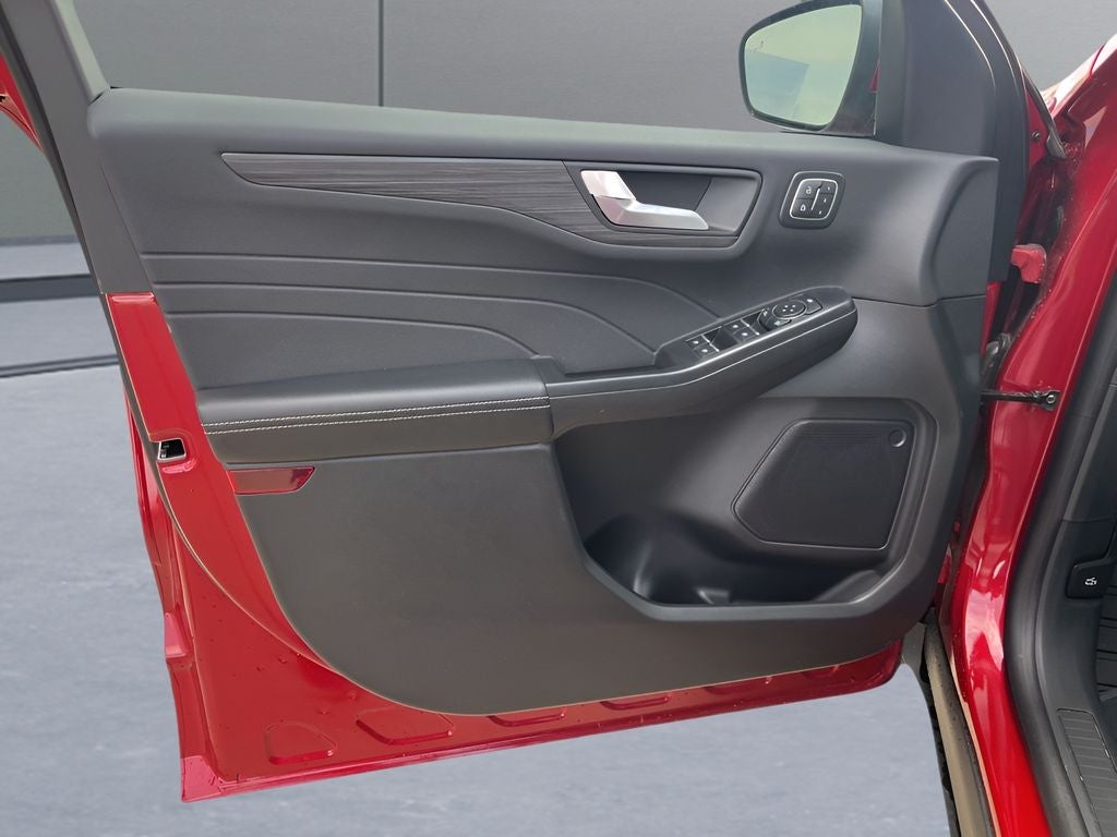 2026 Ford Escape Platinum