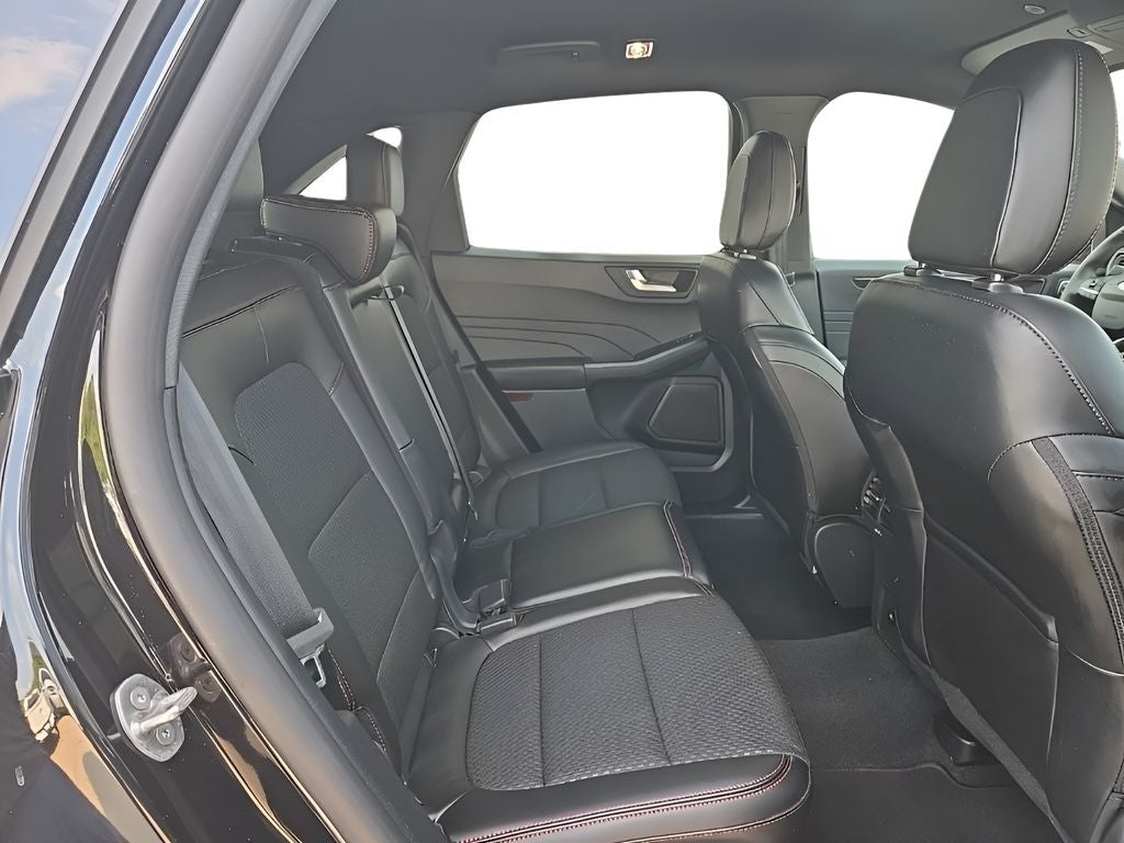 2026 Ford Escape ST-Line Elite