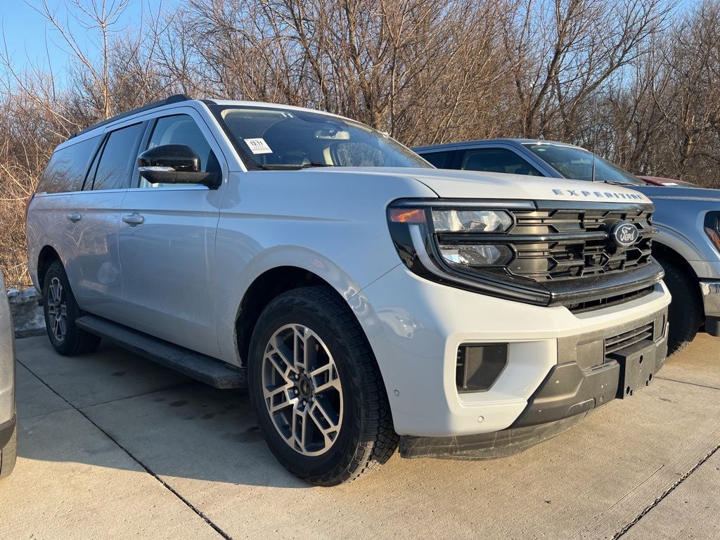 2025 Ford Expedition Max Active