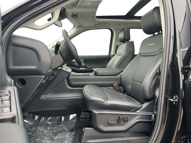 2025 Ford Expedition Platinum®