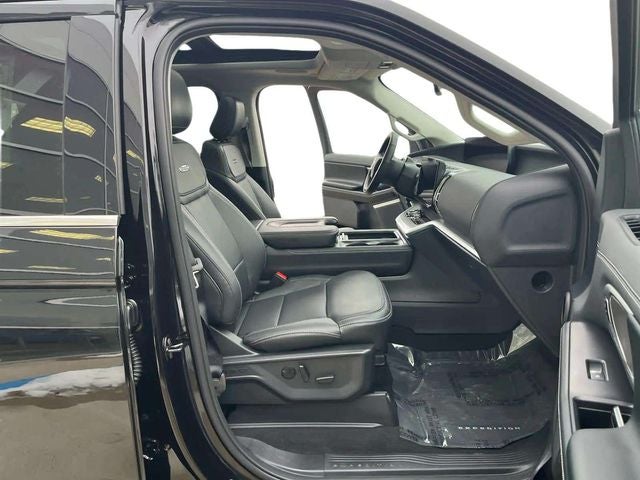 2025 Ford Expedition Platinum®