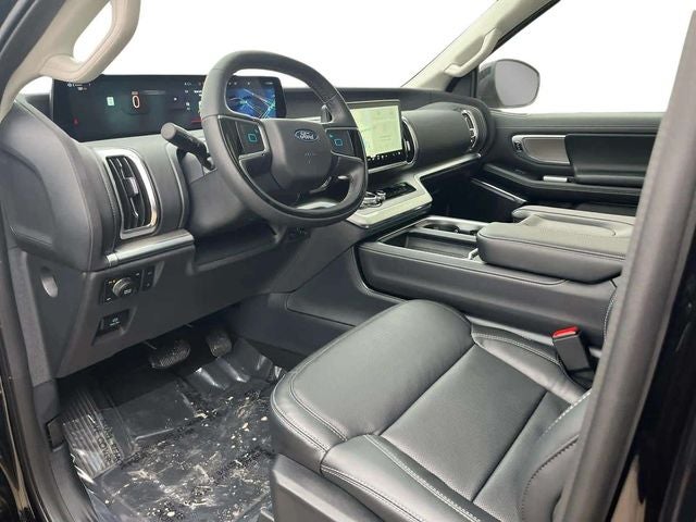 2025 Ford Expedition Platinum®