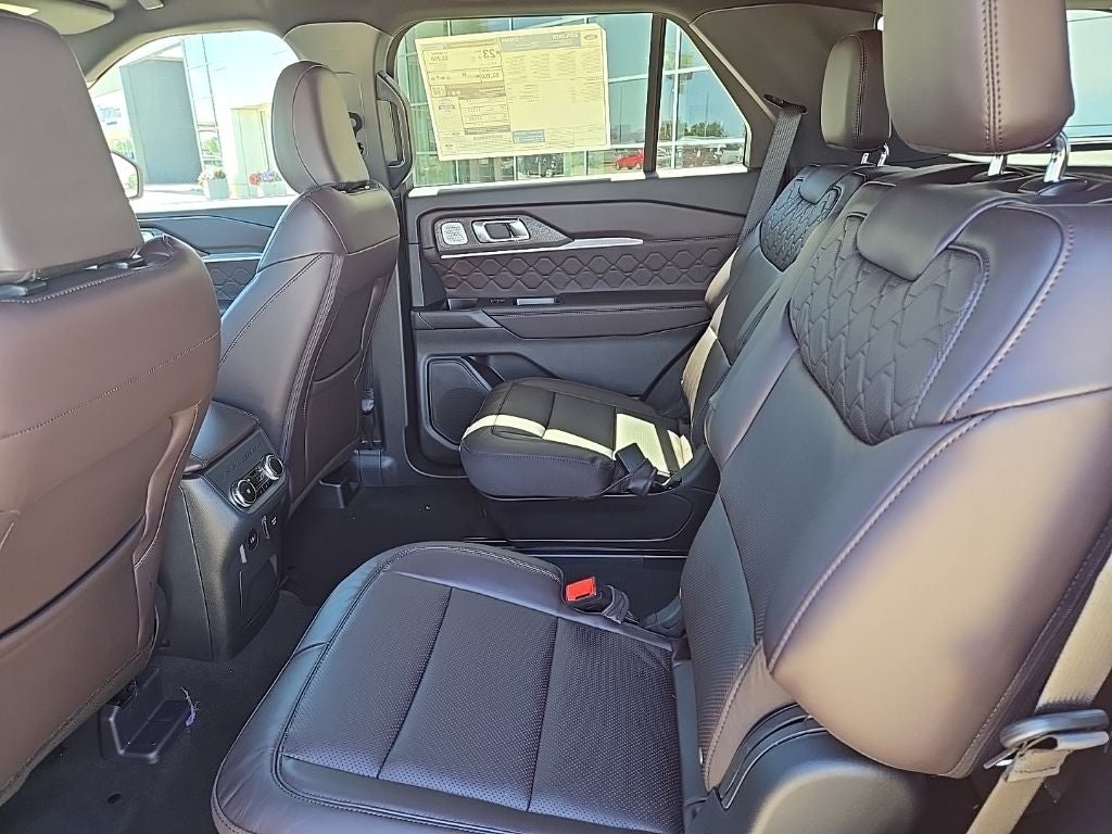 2026 Ford Explorer Platinum™