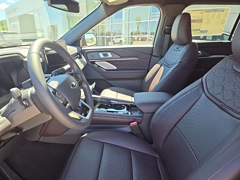 2026 Ford Explorer Platinum™