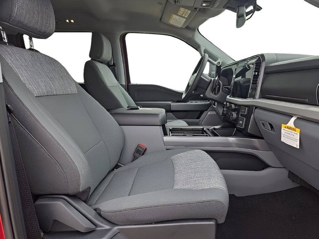 2027 Ford Super Duty F-250® XLT