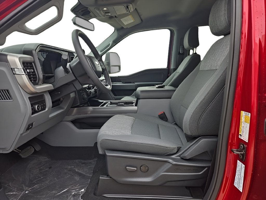 2027 Ford Super Duty F-250® XLT