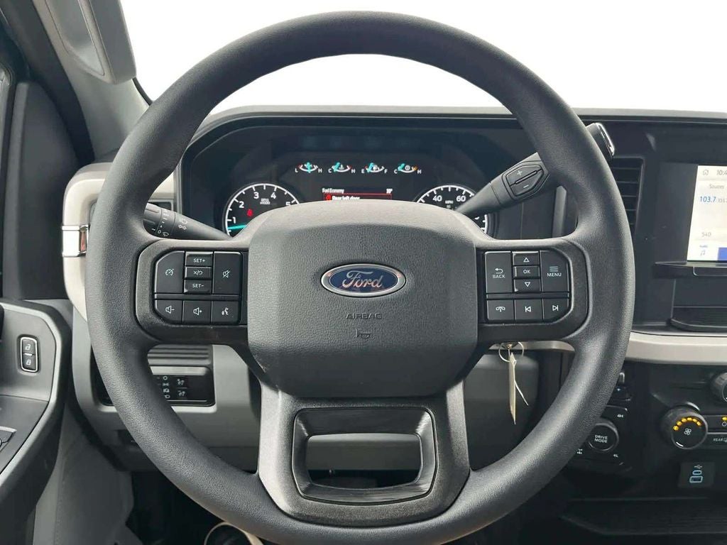 2026 Ford Super Duty F-350® XLT