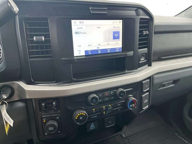 2026 Ford Super Duty F-350® XLT