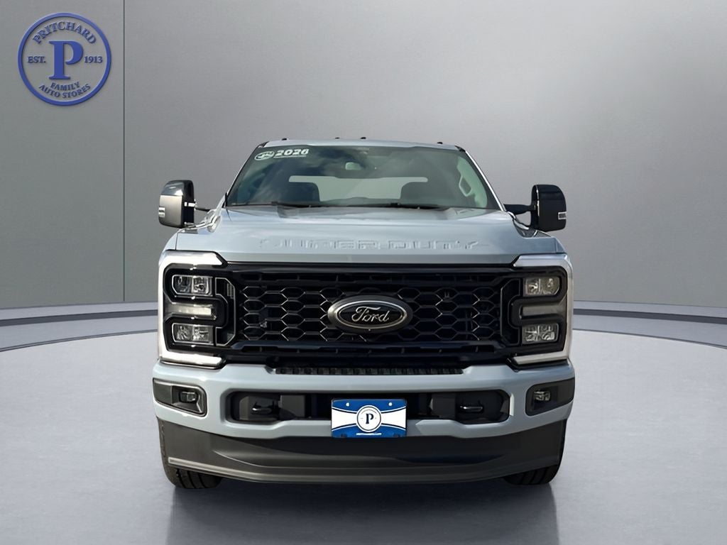 2026 Ford Super Duty F-350® Lariat®