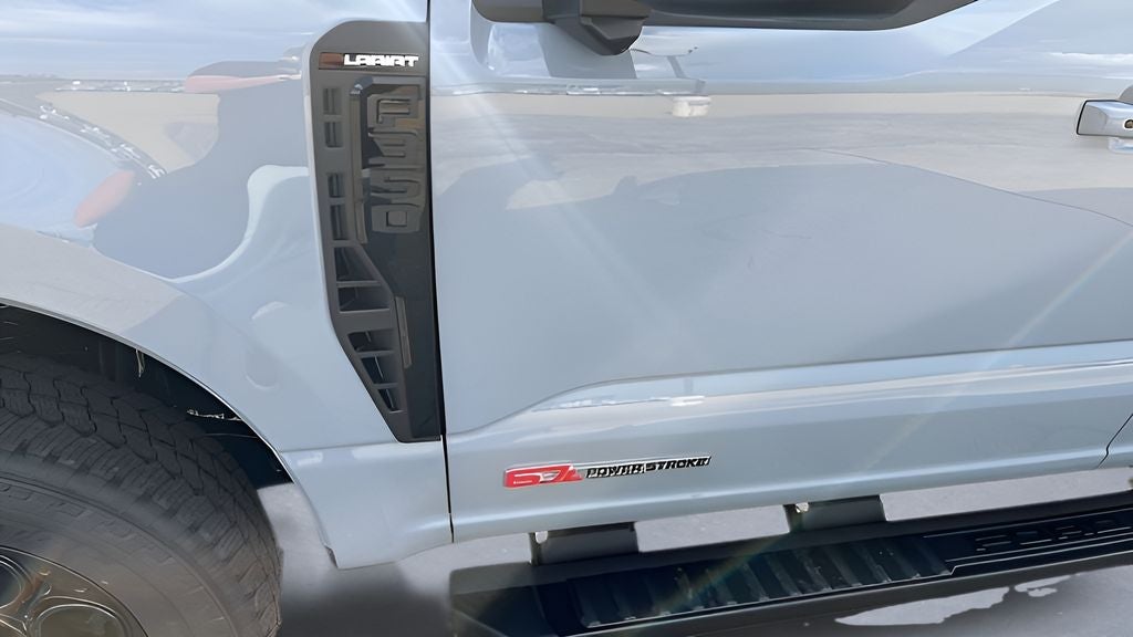 2026 Ford Super Duty F-350® Lariat®