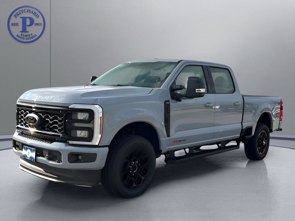 2026 Ford Super Duty F-350® Lariat®