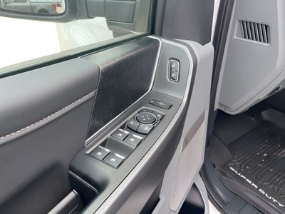 2026 Ford Super Duty F-350® XLT