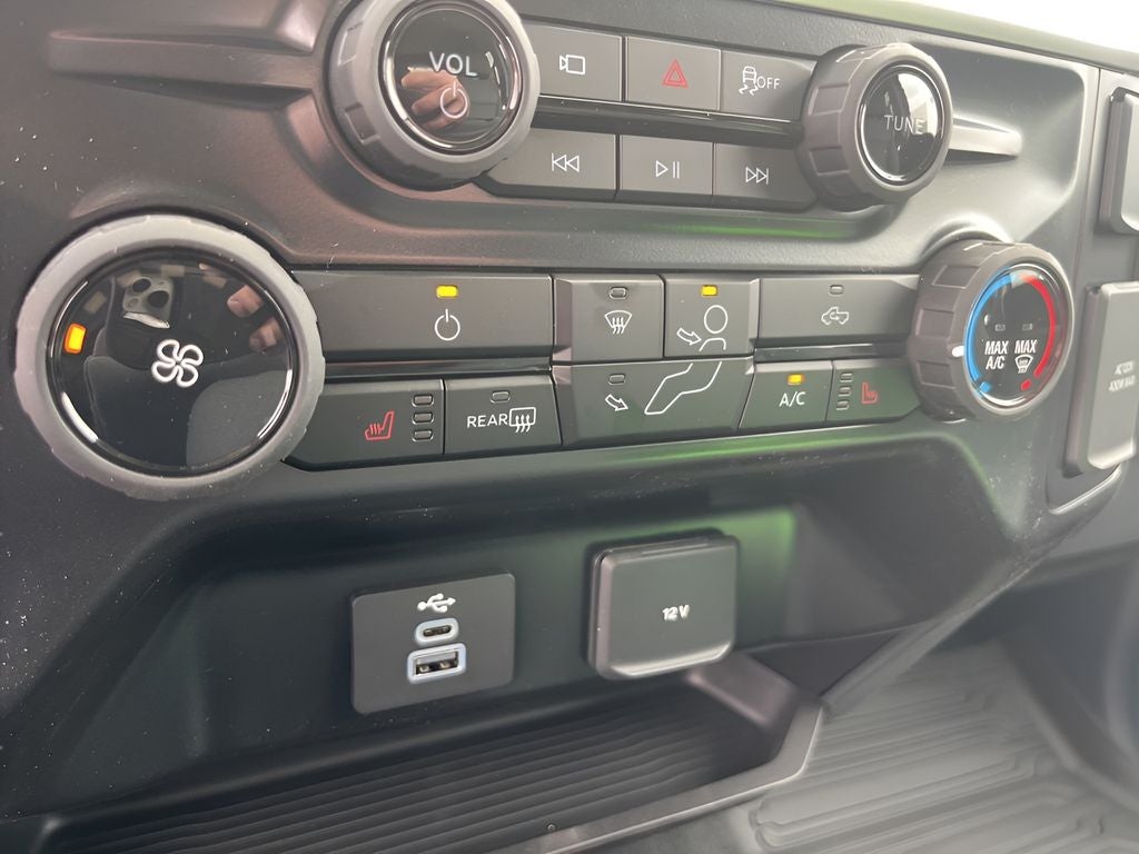 2026 Ford Super Duty F-350® XLT