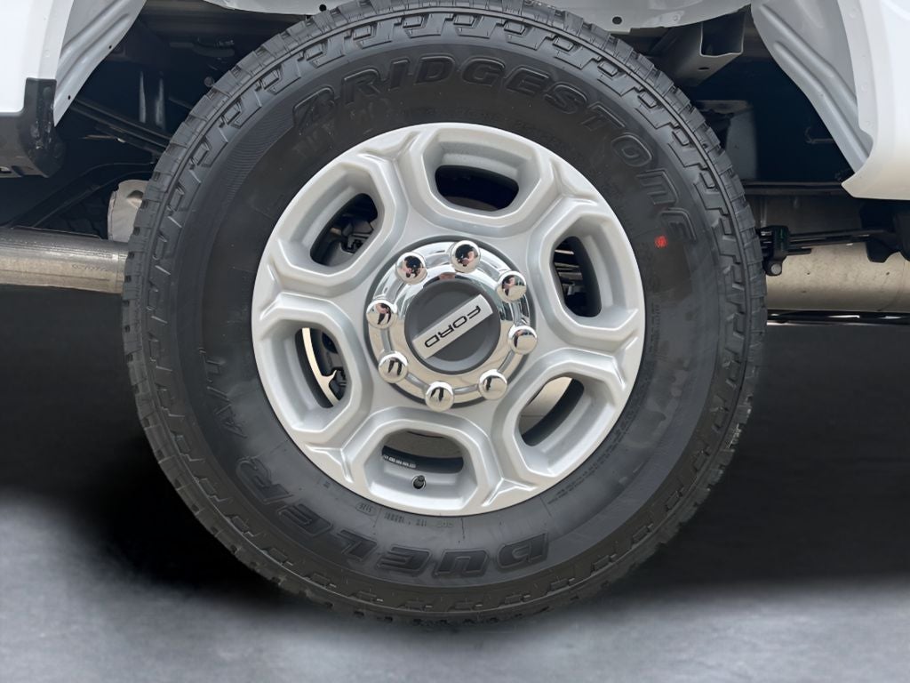 2026 Ford Super Duty F-350® XLT