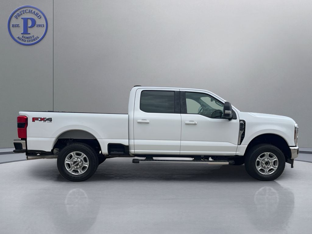 2026 Ford Super Duty F-350® XLT