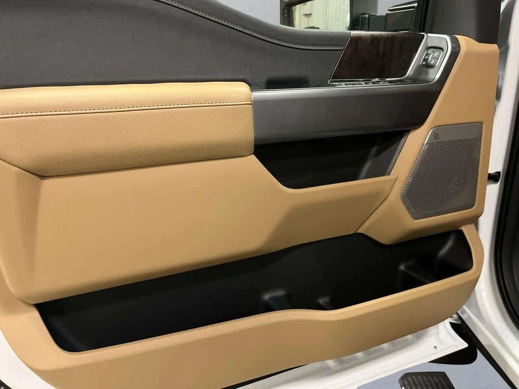 2026 Ford Super Duty F-350® Lariat®