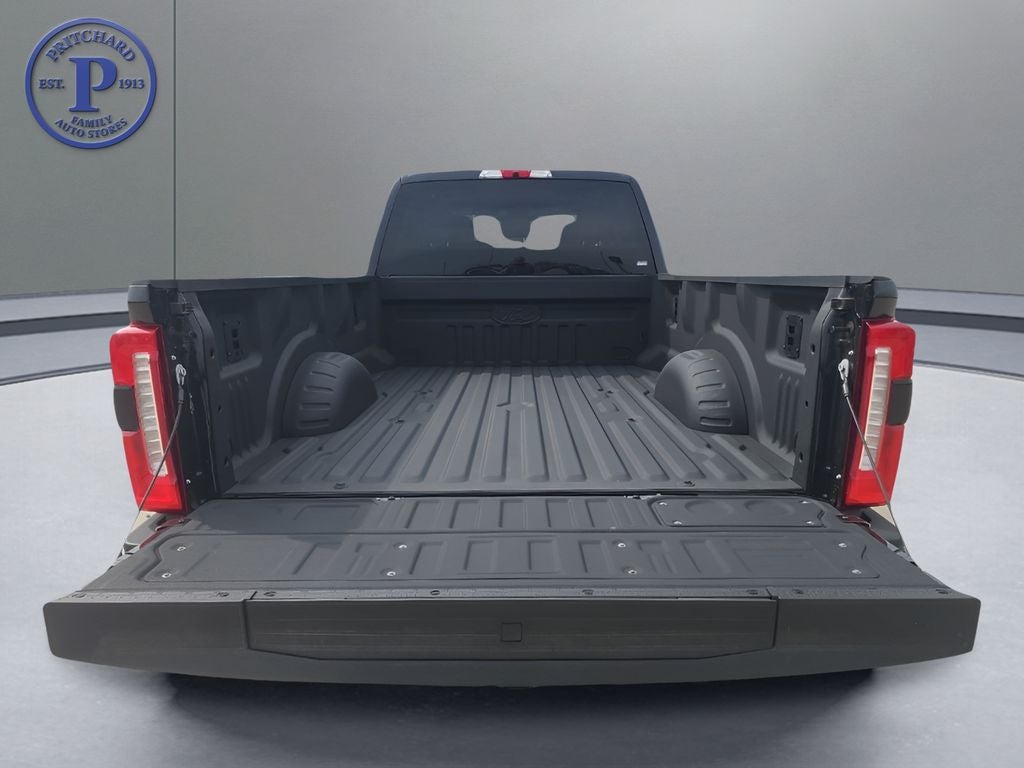 2026 Ford Super Duty F-350® XLT