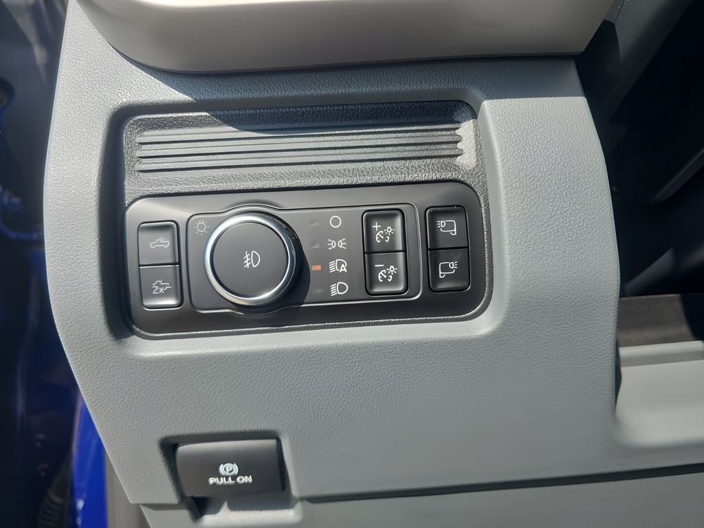 2026 Ford Super Duty F-350® XLT