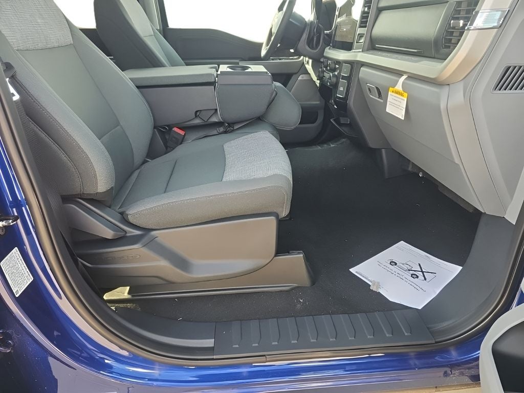 2026 Ford Super Duty F-350® XLT