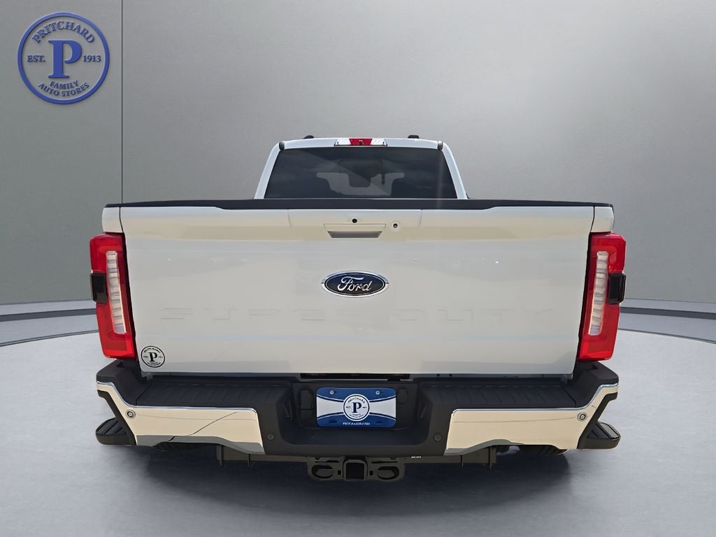 2026 Ford Super Duty F-350® Lariat®