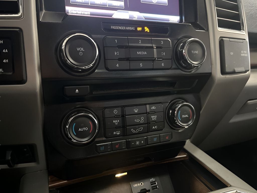 2015 Ford F-150 Lariat