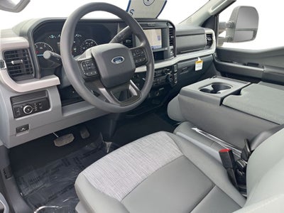 2026 Ford Super Duty F-350® XLT