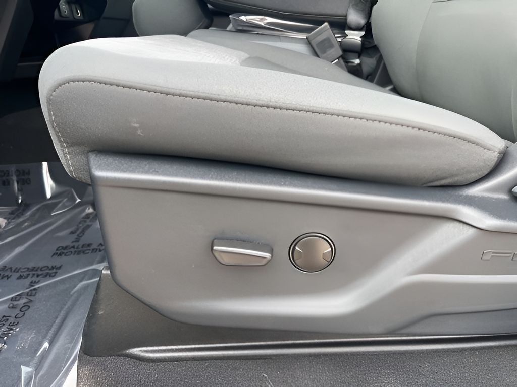 2026 Ford Super Duty F-350® XLT