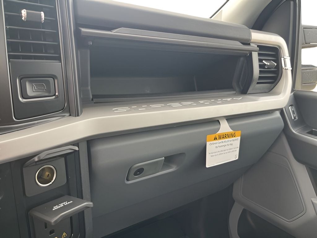 2026 Ford Super Duty F-350® XLT