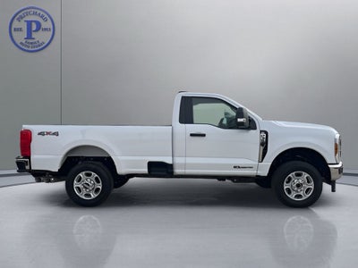 2026 Ford Super Duty F-350® XLT
