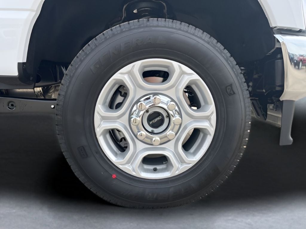 2026 Ford Super Duty F-350® XLT