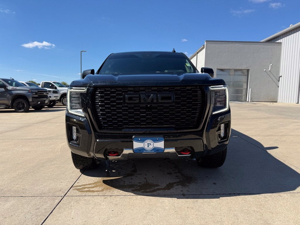2023 GMC Yukon XL AT4