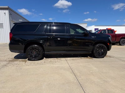 2023 GMC Yukon XL AT4
