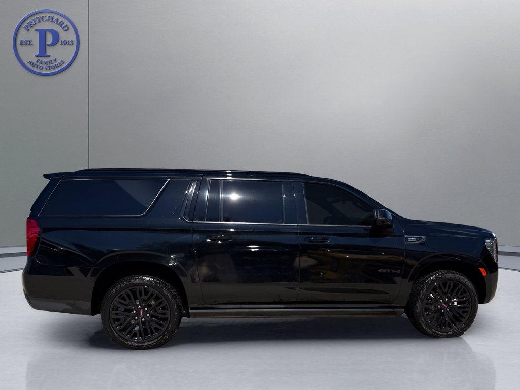 2023 GMC Yukon XL AT4