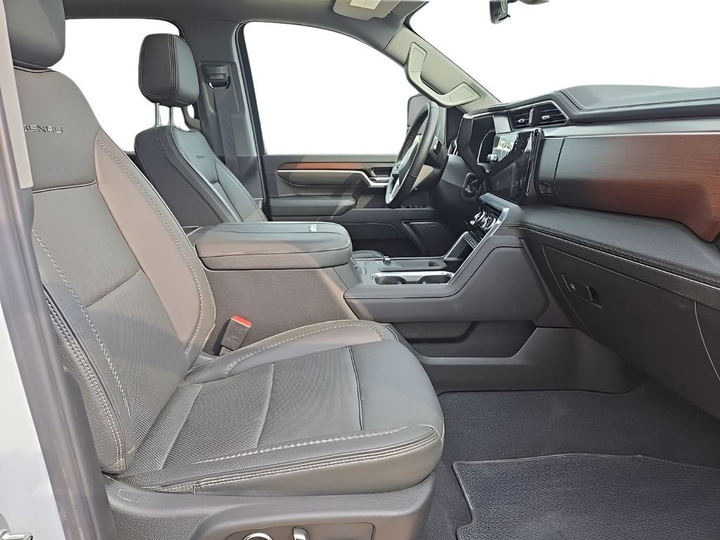 2025 GMC Sierra 3500HD Denali