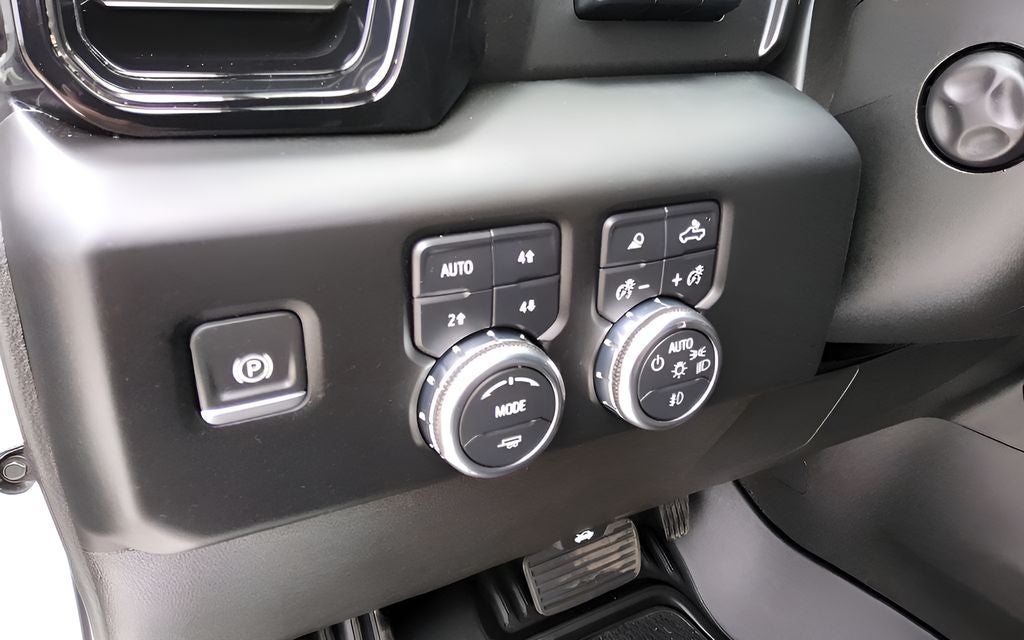 2023 GMC Sierra 1500 AT4