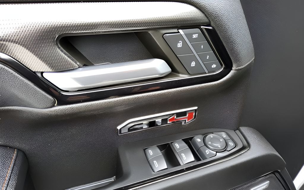 2023 GMC Sierra 1500 AT4