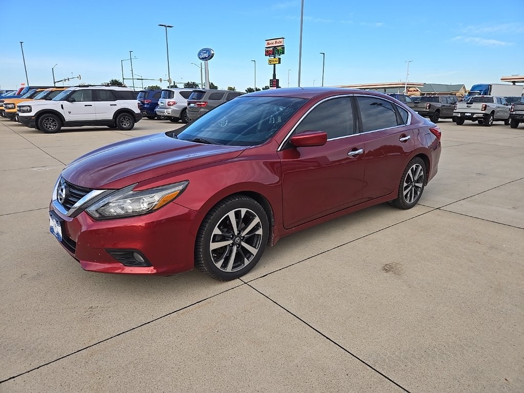 2016 Nissan Altima 2.5 SR