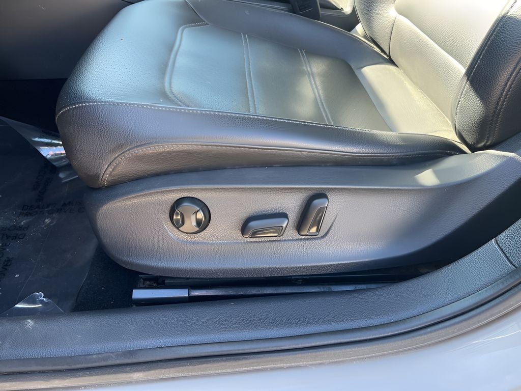 2015 Volkswagen Passat 1.8T Wolfsburg Edition