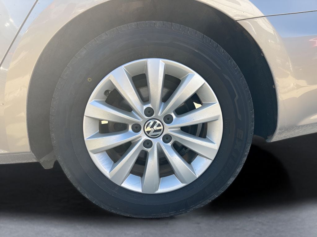 2015 Volkswagen Passat 1.8T Wolfsburg Edition