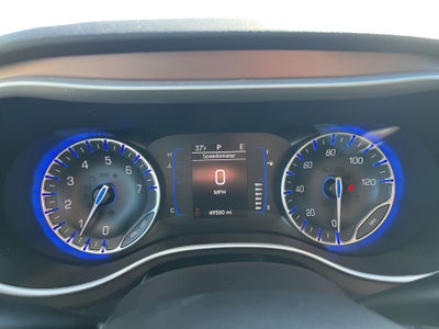 2024 Chrysler Voyager LX